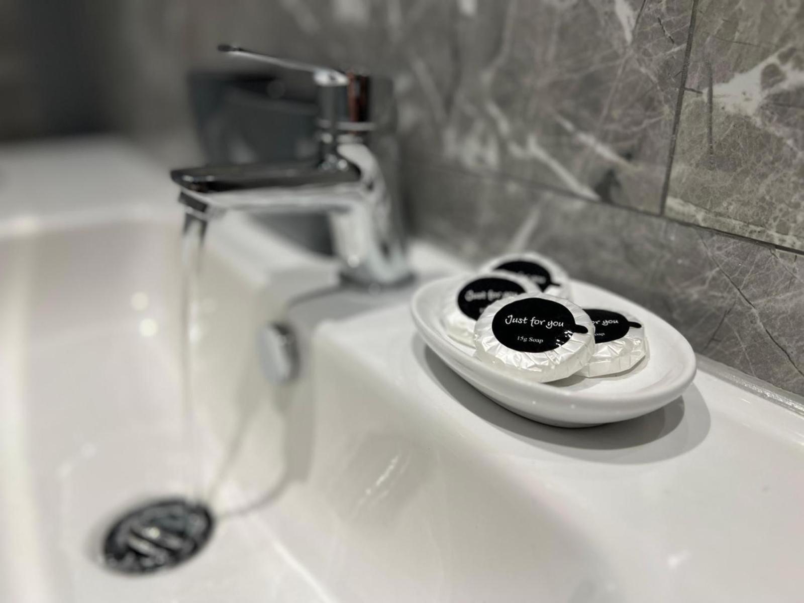 Whiskawaystays - Foregate Street - Apartment 4 Worcester Kültér fotó