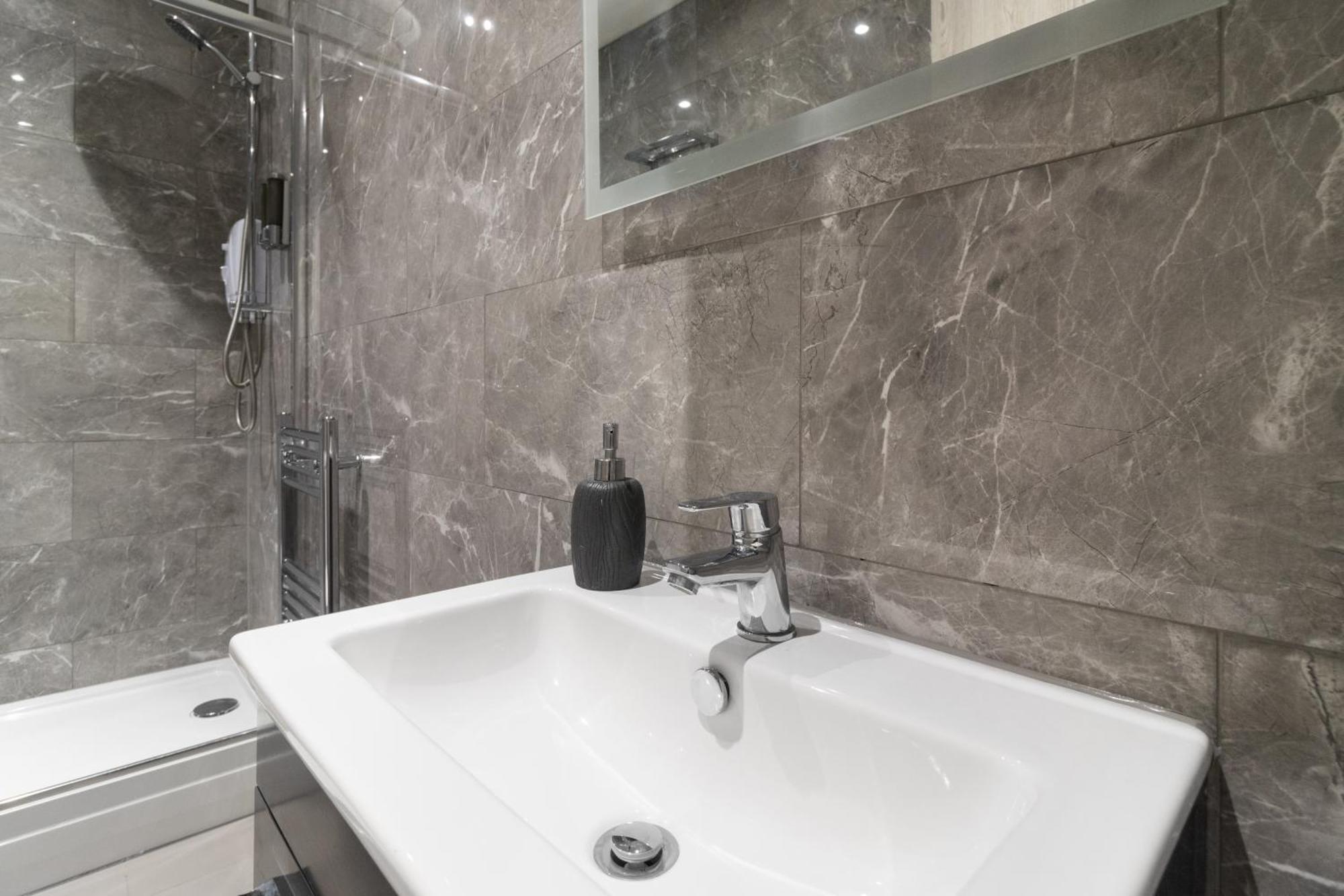 Whiskawaystays - Foregate Street - Apartment 4 Worcester Kültér fotó